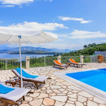 Villa Petrosa By *